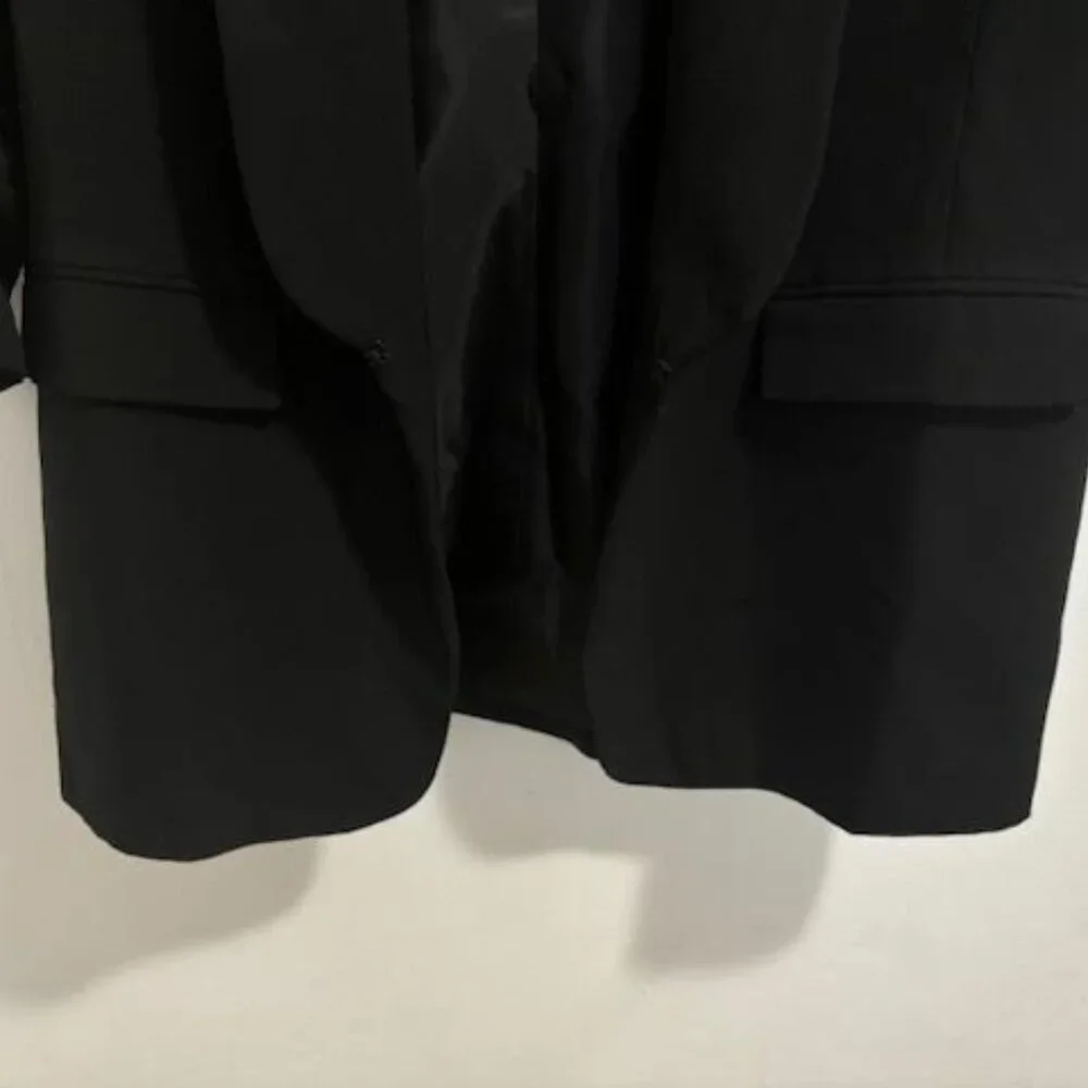 Business- Women's Blazer - Picture 5 of 5